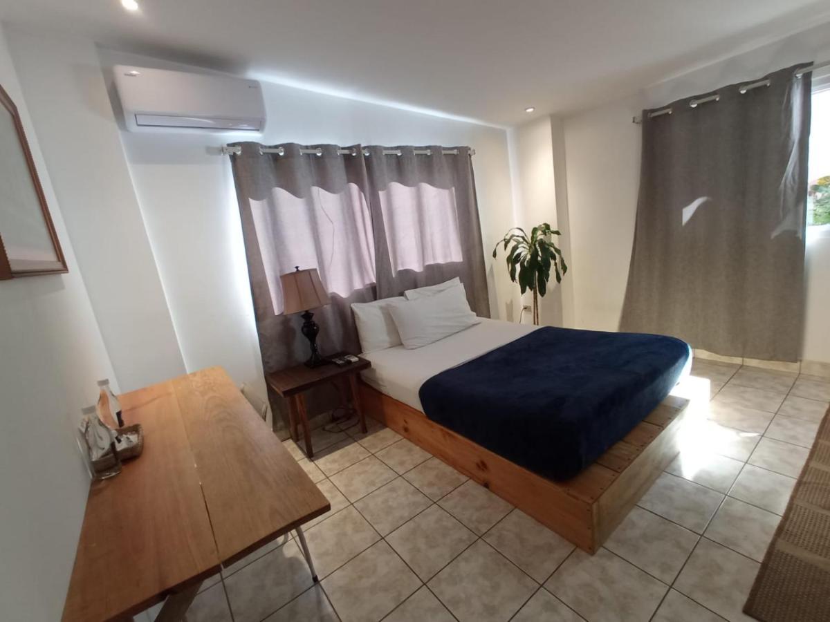 Cinco Hotel B&B San Salvador Dış mekan fotoğraf