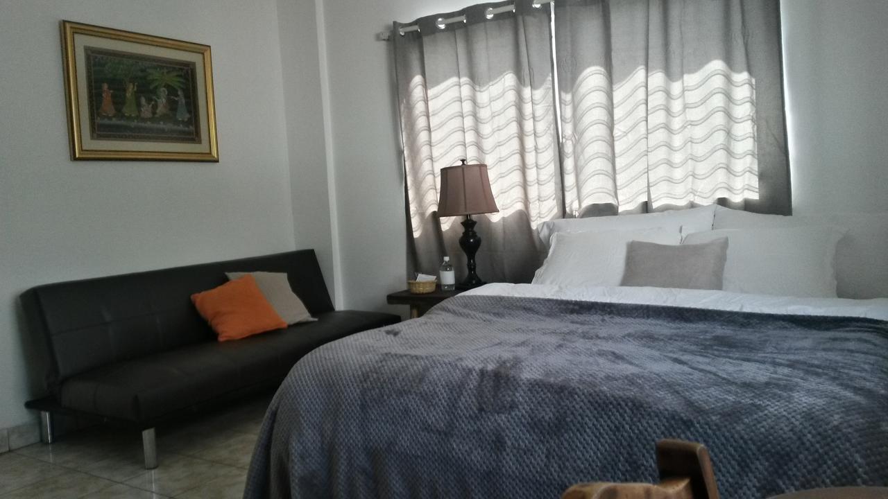 Cinco Hotel B&B San Salvador Dış mekan fotoğraf