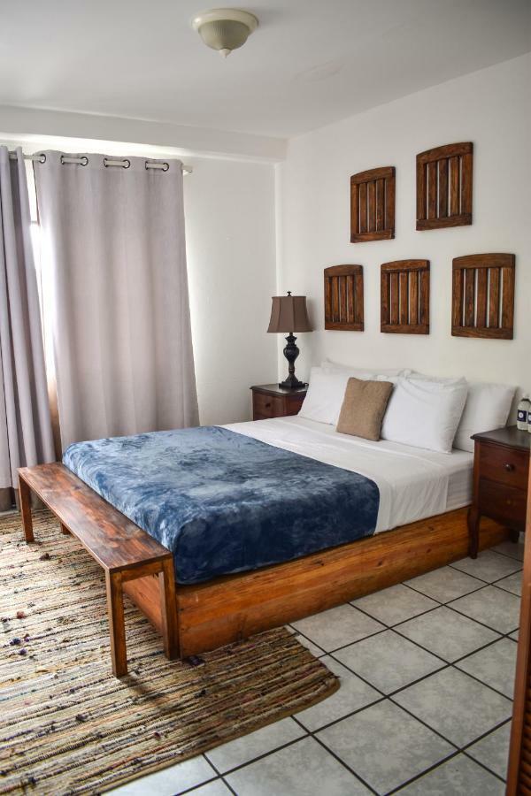 Cinco Hotel B&B San Salvador Dış mekan fotoğraf
